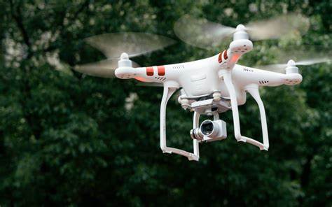 5G網(wǎng)聯(lián)無人機(jī)騰飛！為生產(chǎn)生活插上&ldquo;智慧翅膀&rdquo;